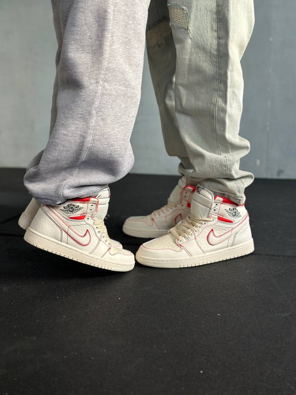 Jordan 1 Retro High Phantom Gym