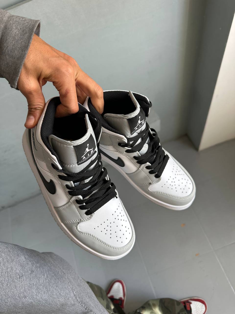 Jordan 1 Smoke Grey