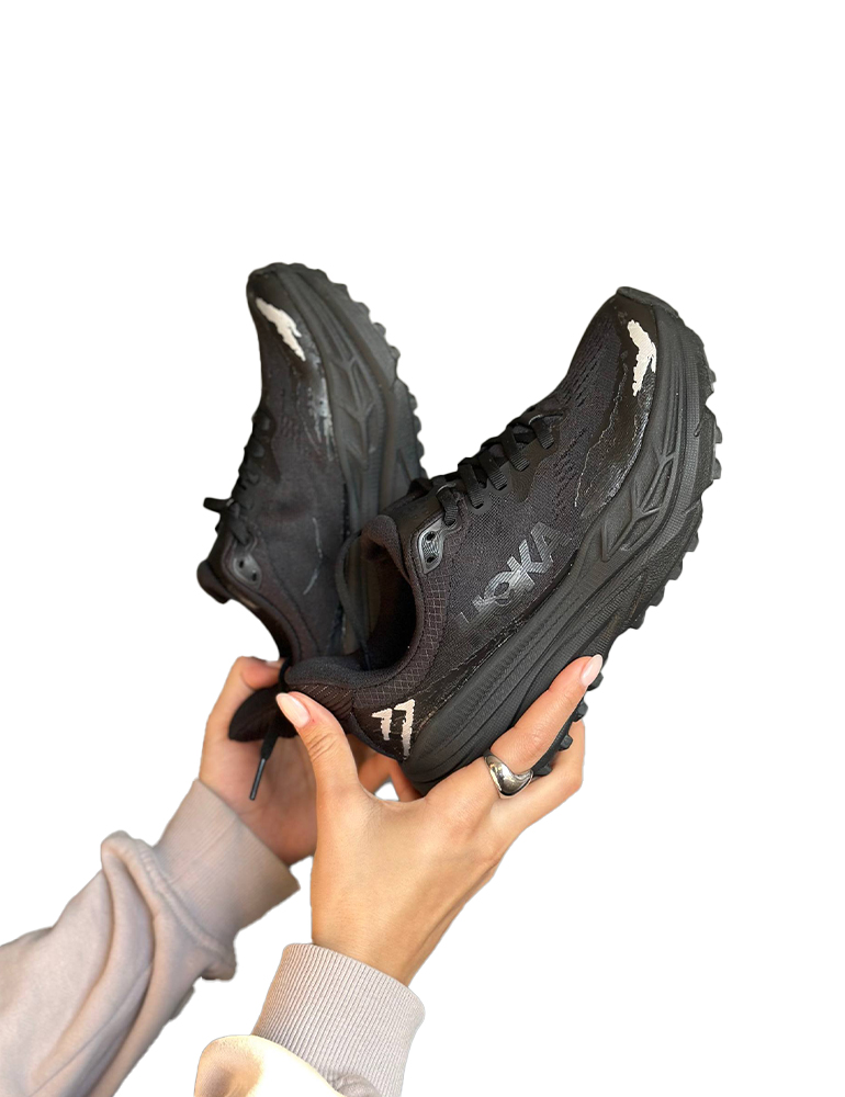 هوکا استینسون 7 👱🏻‍♀️