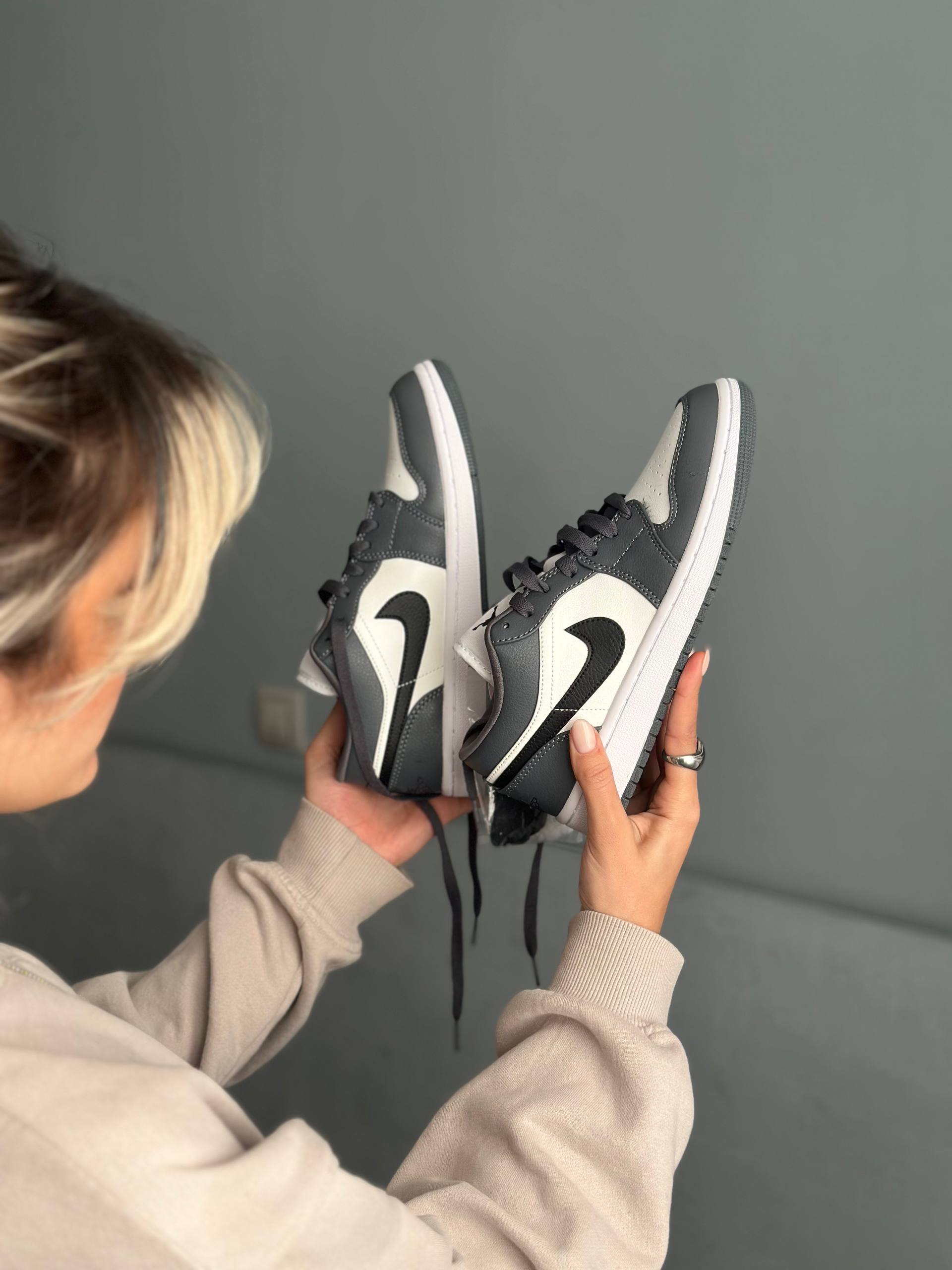 Jordan 1 Low Iron Grey