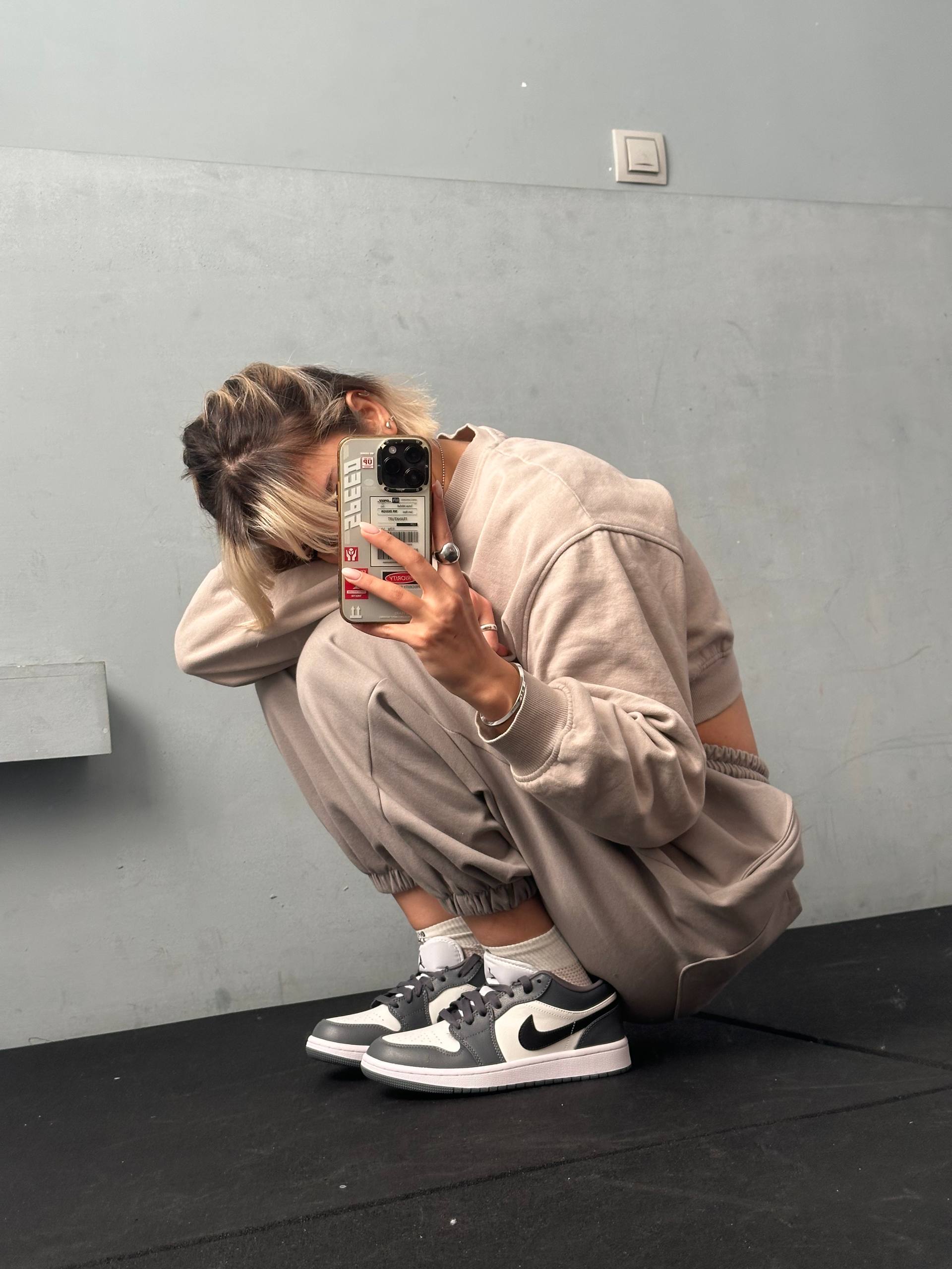 Jordan 1 Low Iron Grey