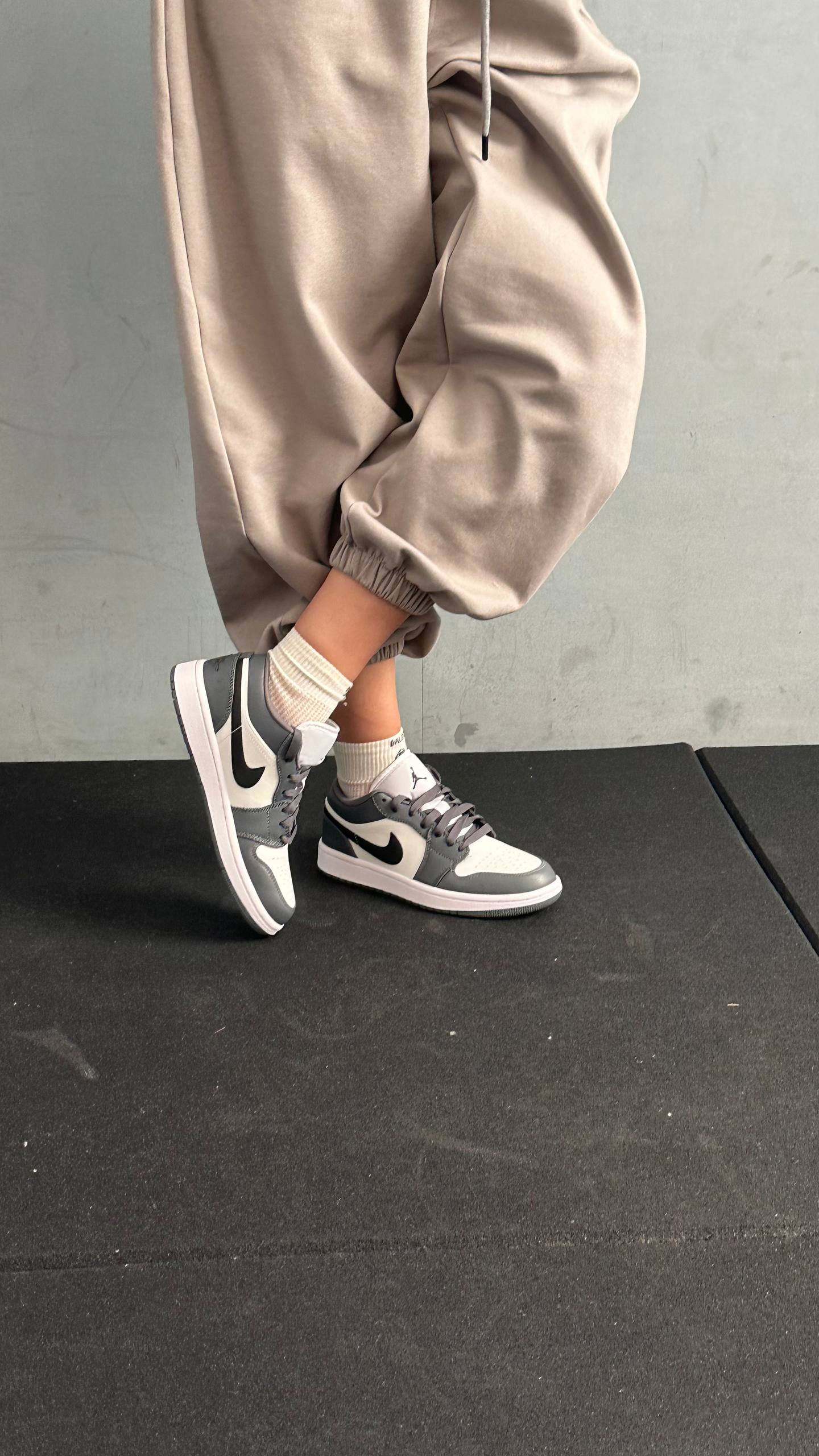 Jordan 1 Low Iron Grey