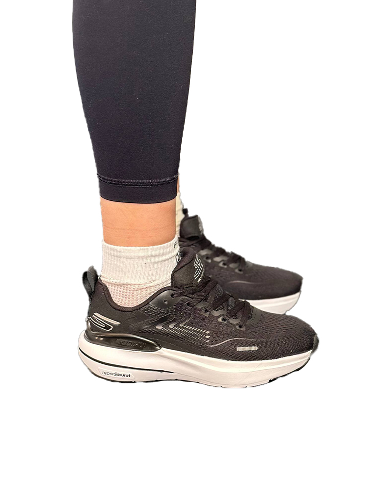 Skechers Max Road 6