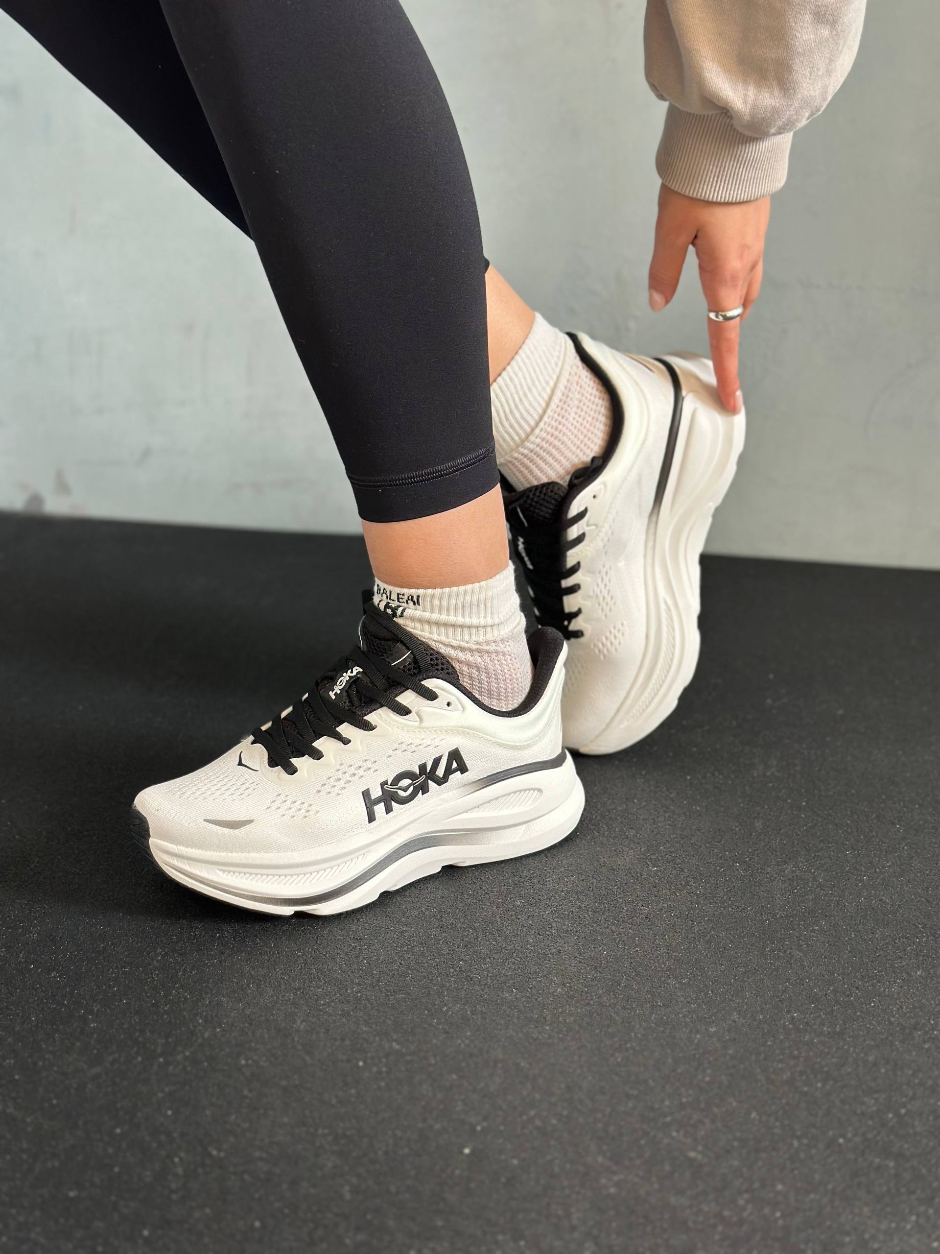 Hoka Bondi 9
