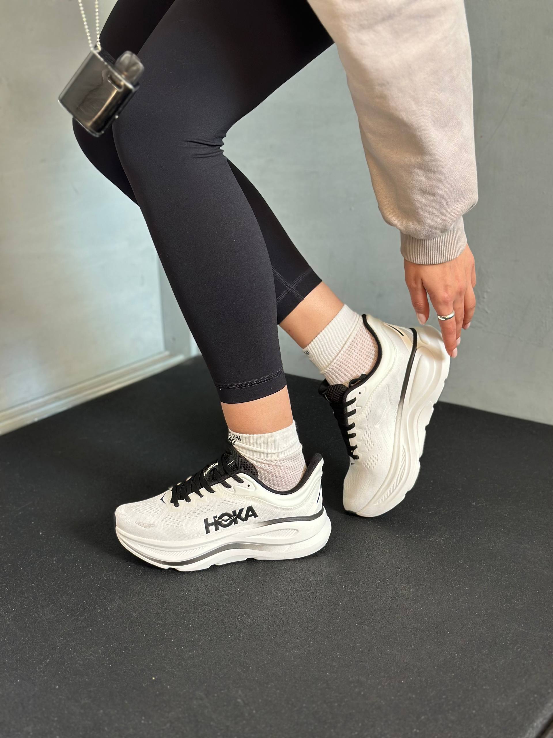 Hoka Bondi 9