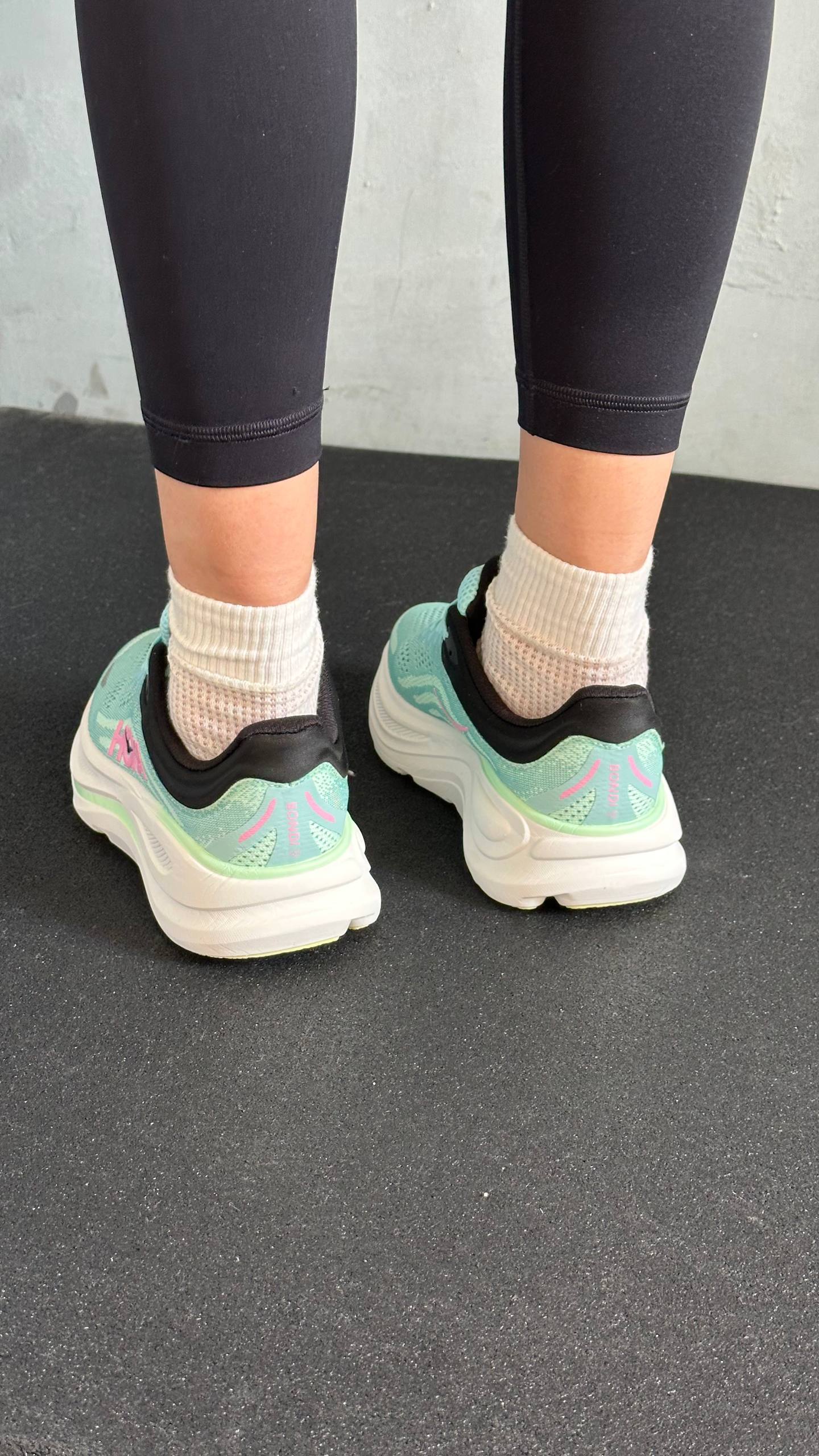Hoka Bondi 9