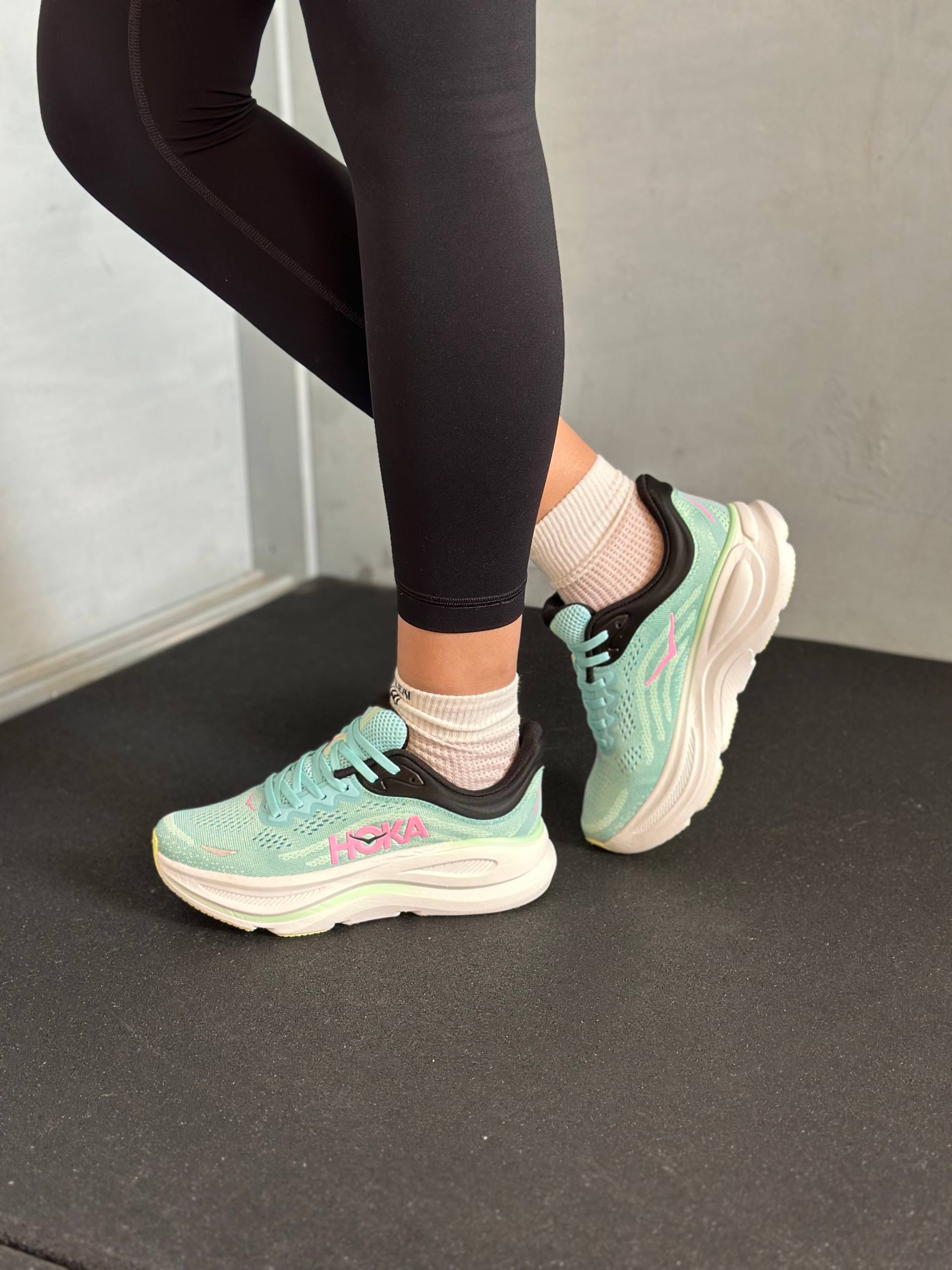Hoka Bondi 9