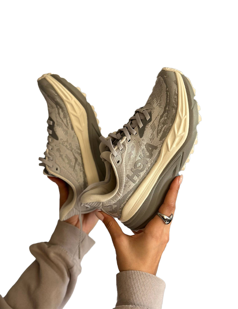 Hoka Stinson 7