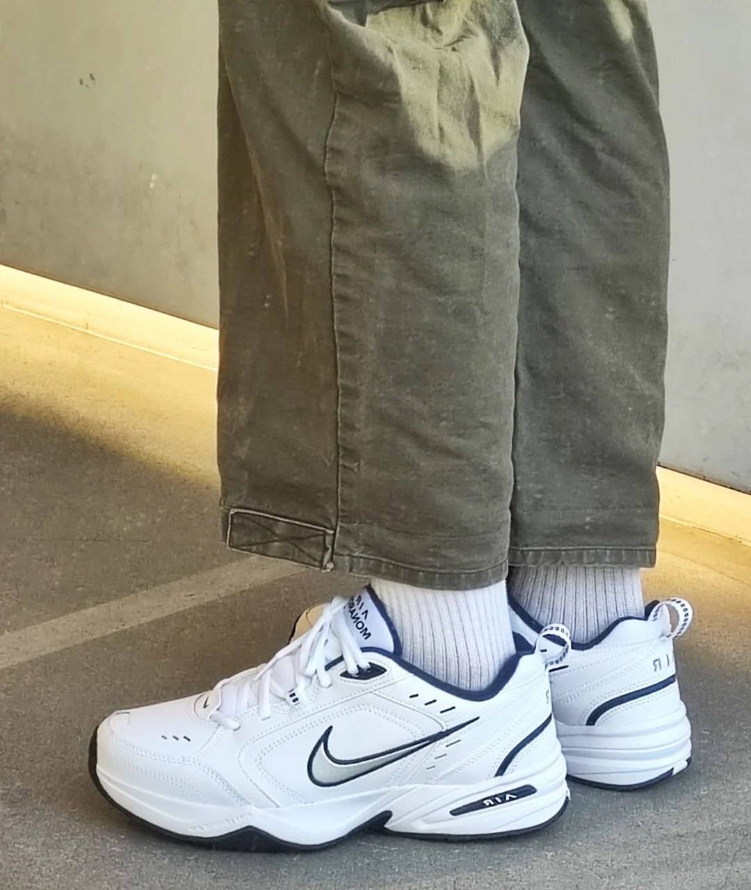 Nike Air Monarch