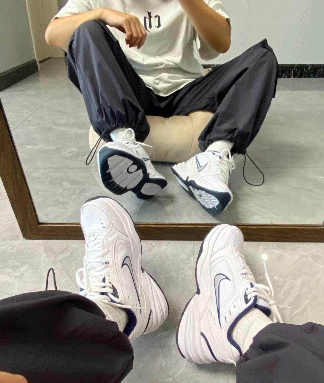 Nike Air Monarch