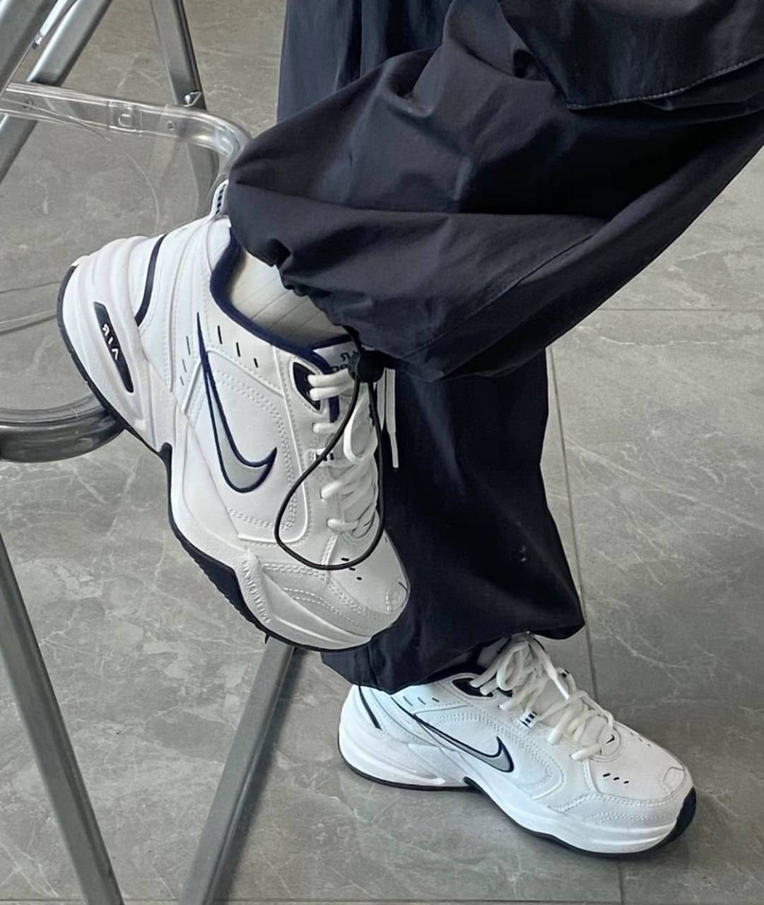 Nike Air Monarch