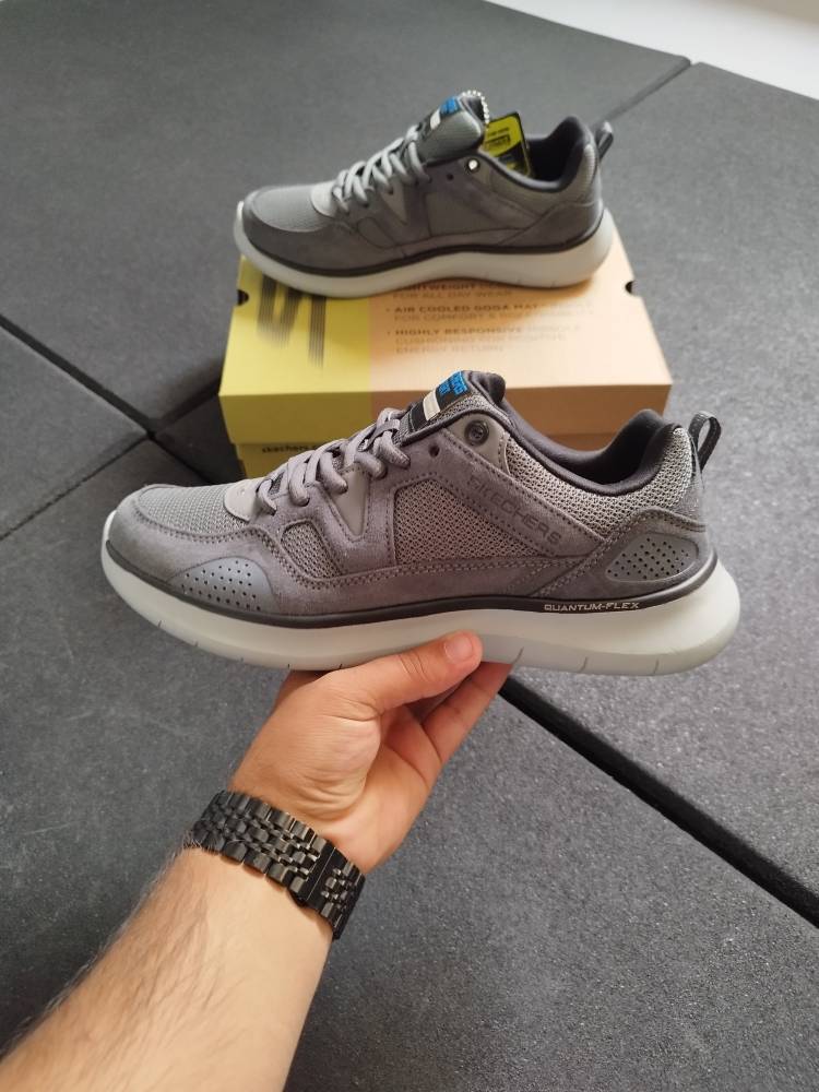 Skechers Quantum Flex، اسکیچرز کوانتوم فلکس، کفش راحت اسکیچرز، کتانی سبک Skechers، کفش پیاده‌روی اسکیچرز، کفش روزمره اسپرت، Skechers Flex shoes، کفش تنفسی اسکیچرز، کتانی سبک روزمره، کفش منعطف Skechers